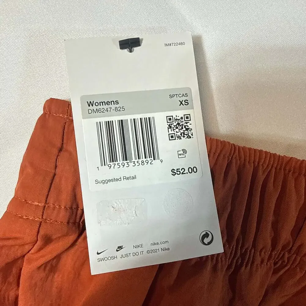 Nike Women's Sportswear Essential High-Rise Cargo Shorts, Burnt Orange, Size XS‎